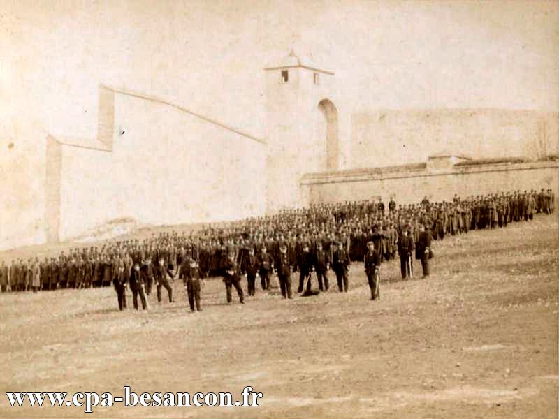 BESANÇON - Le 54e et 60e Régiment d Infanterie à la Citadelle.